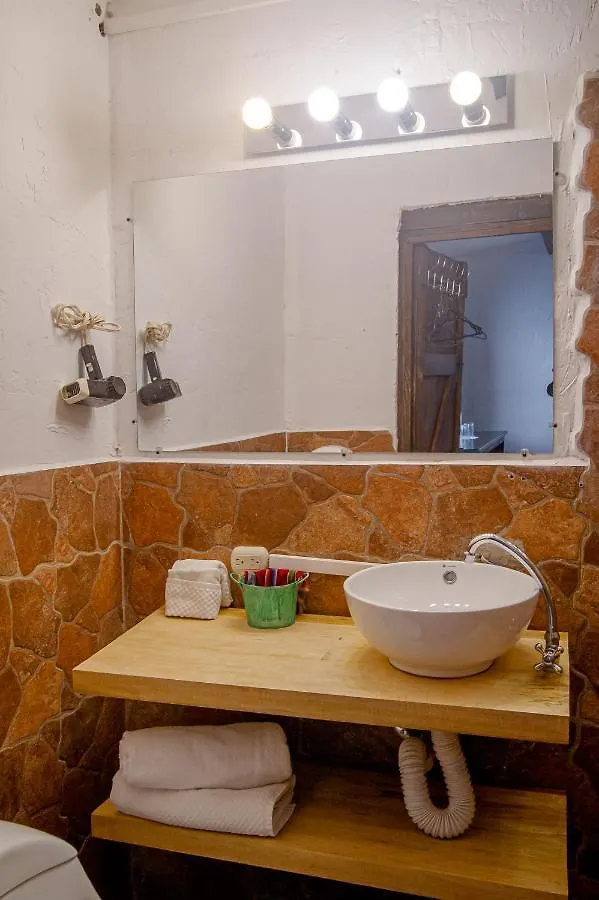 Nikikot Hostel & Hotel Antigua